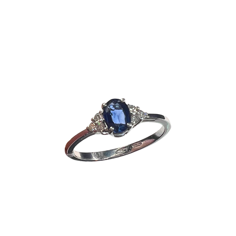 ANELLO IN ORO CON ZAFFIRO E DIAMANTI