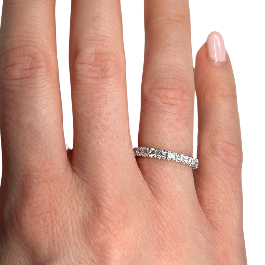 ANELLO VERETTA ETERNITY IN ORO BIANCO E ZIRCONI