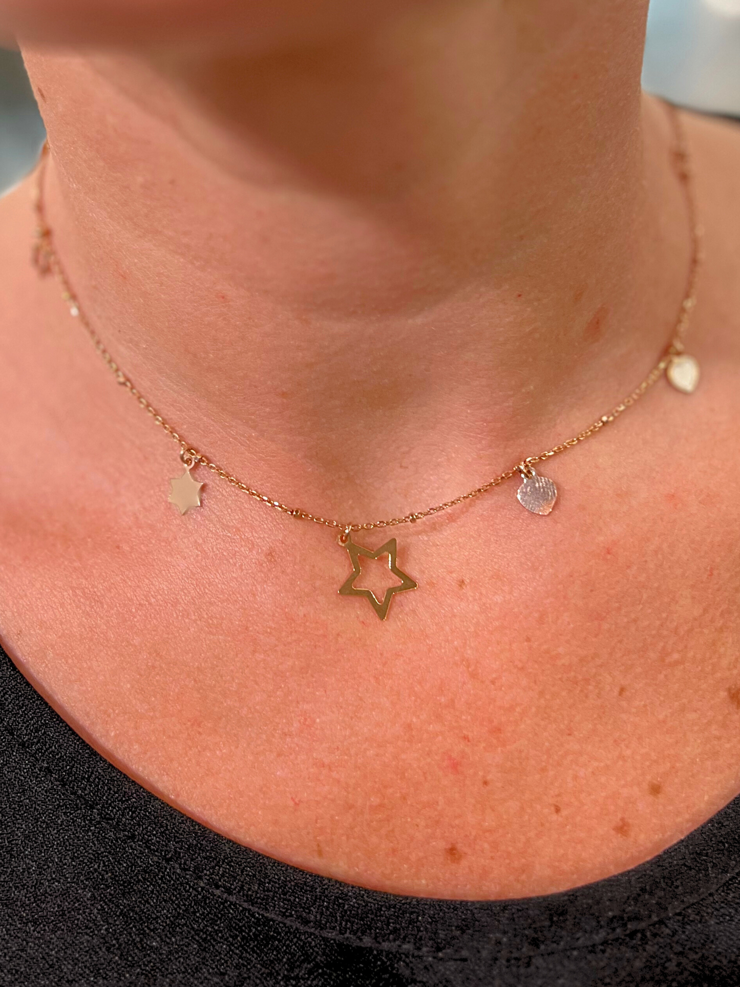 COLLANA CON STELLA CENTRALE E CIONDOLI