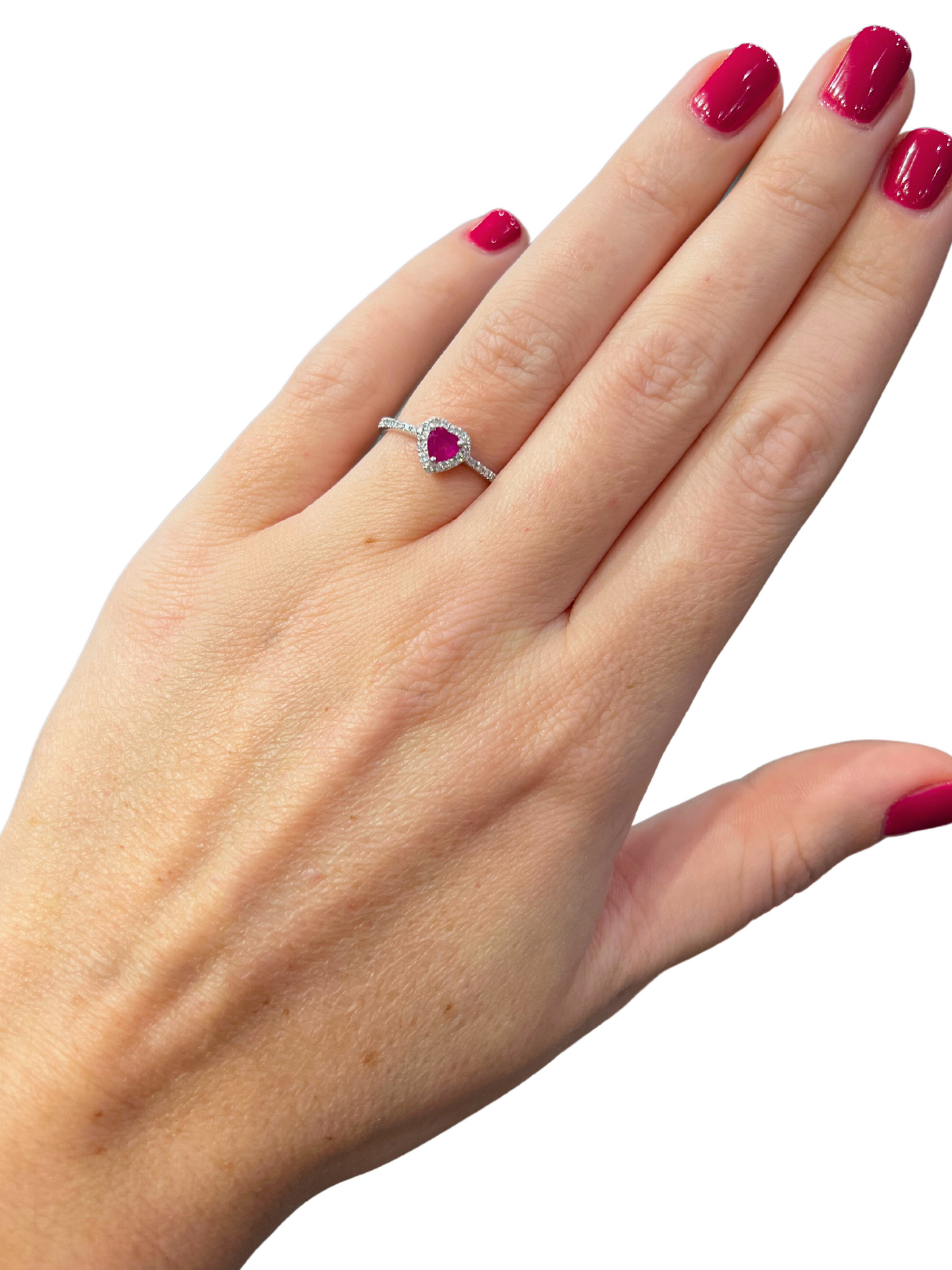 ANELLO IN ORO CON CUORE DI RUBINO E DIAMANTI