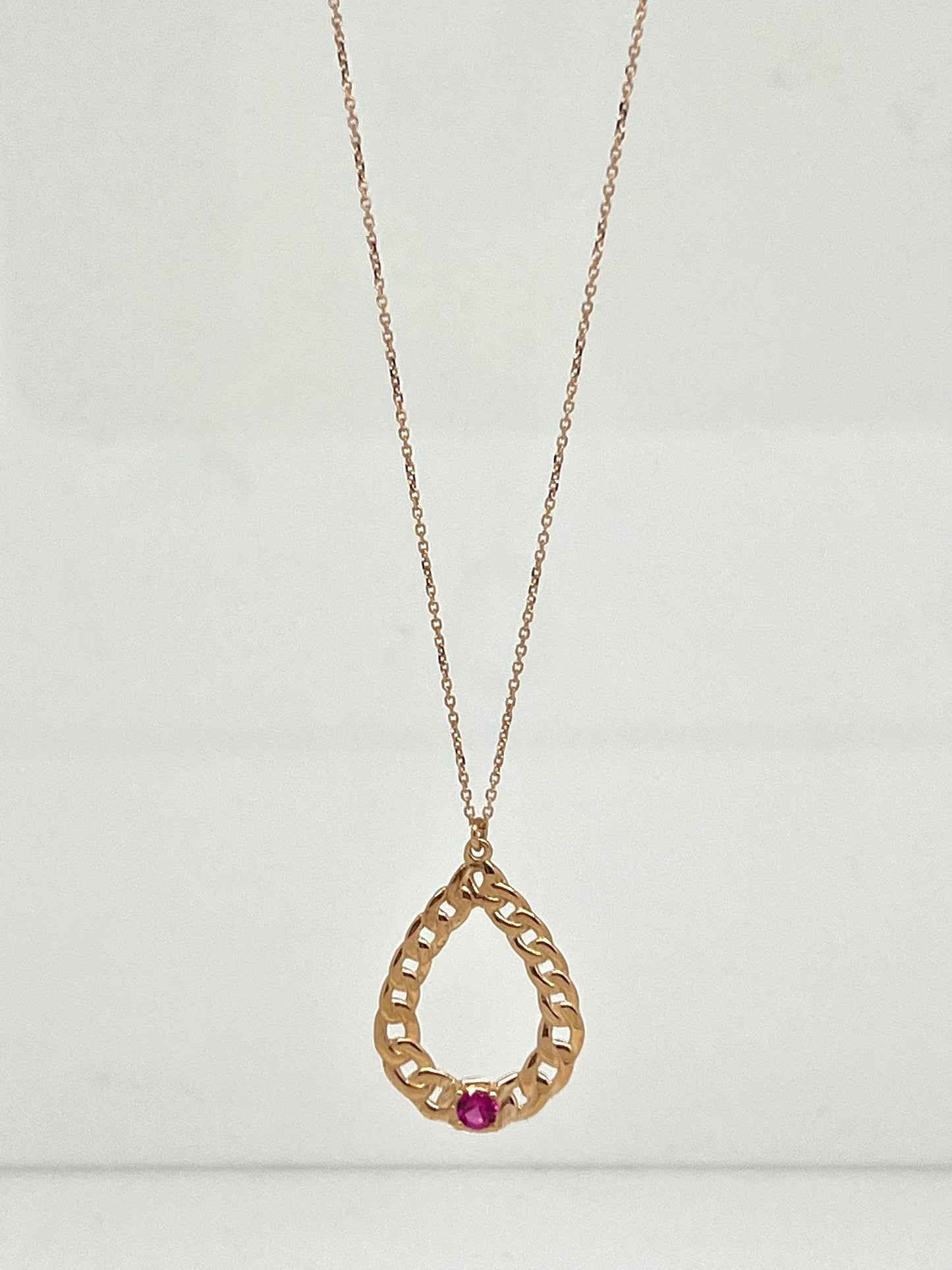 COLLANA IN ORO ROSA CON CIONDOLO A GOCCIA