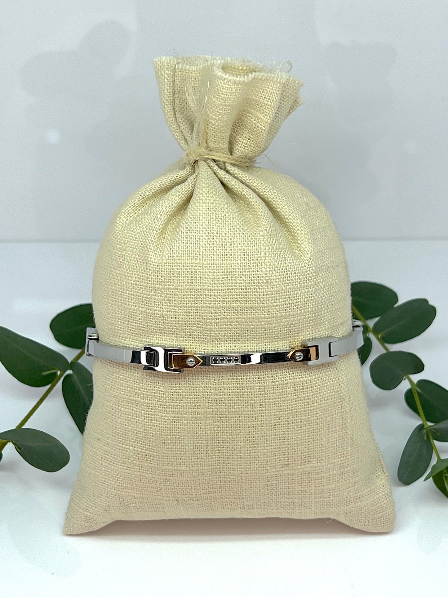 BRACCIALE IN ACCIAIO CON DIAMANTI NERI