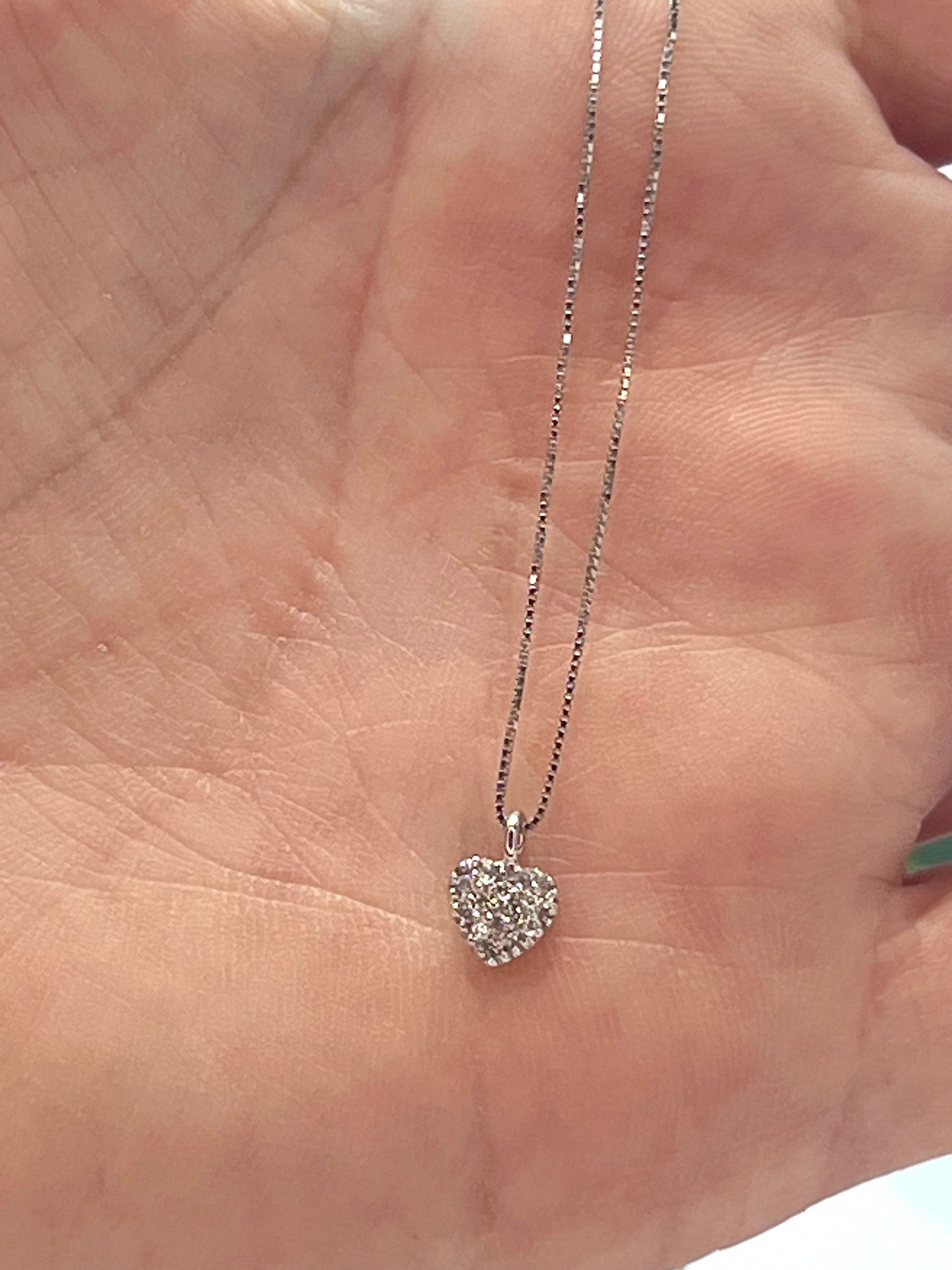 COLLANA CON CIONDOLO A CUORE DI DIAMANTI