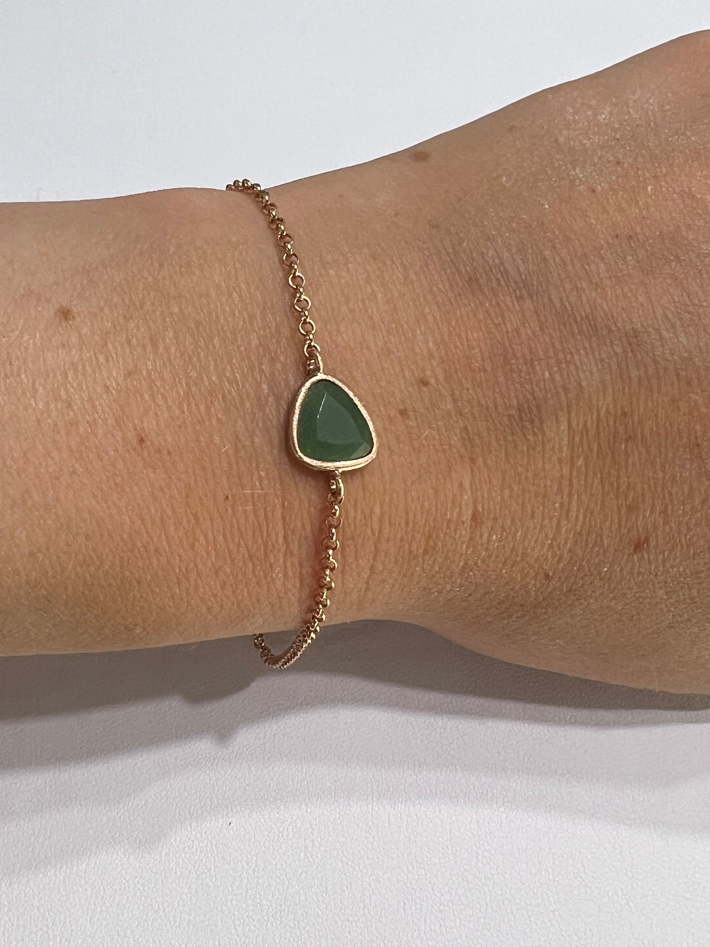 BRACCIALE IN ARGENTO CON PIETRA VERDE