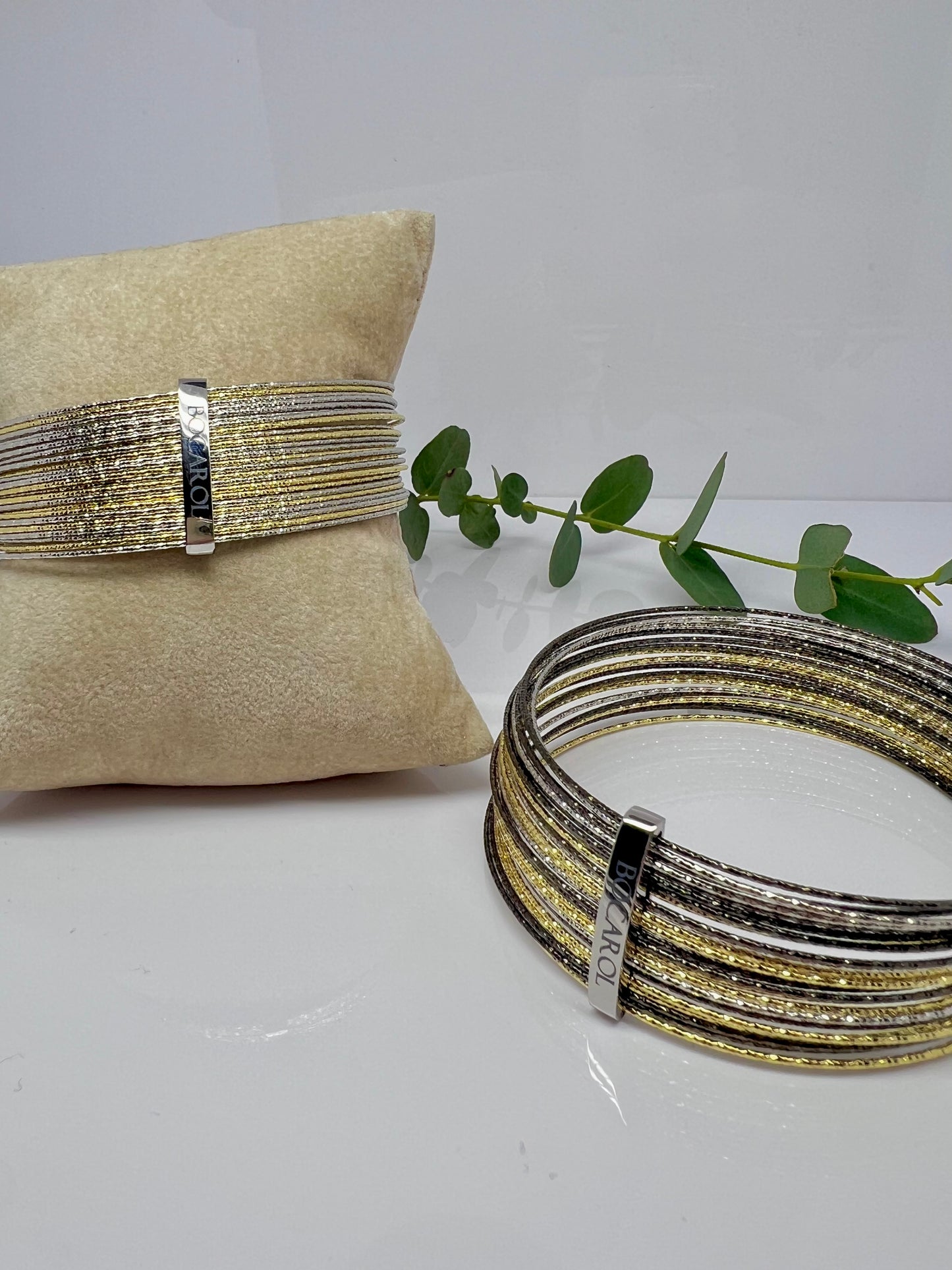 BRACCIALE A FILI RIGIDI